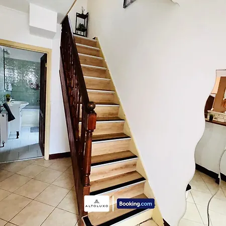The European 3 Bedroom House By Altoluxoexperience Short Lets & Serviced With Free Parking בית נופש בריסטול